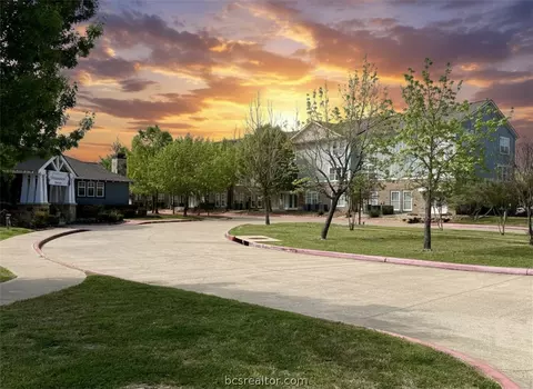 1725 Harvey Mitchell Parkway S 1925, College Station, TX 77840
