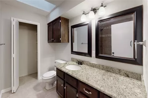 Bath - 4507 Taft Ct, Bryan, TX 77802 photo 1 of 4