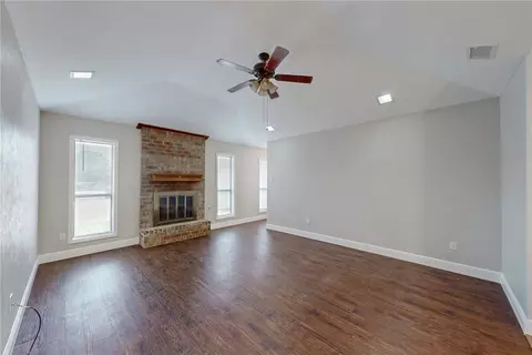 Living - 4507 Taft Ct, Bryan, TX 77802 photo 1 of 4
