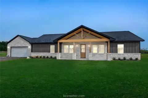 4378 Collton Ln, Franklin, TX 77856
