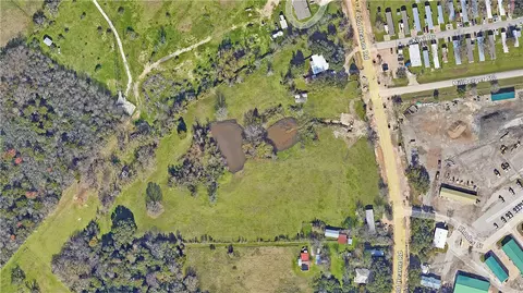 2216 Old Hearne Rd, Bryan, TX 77803 photo 2