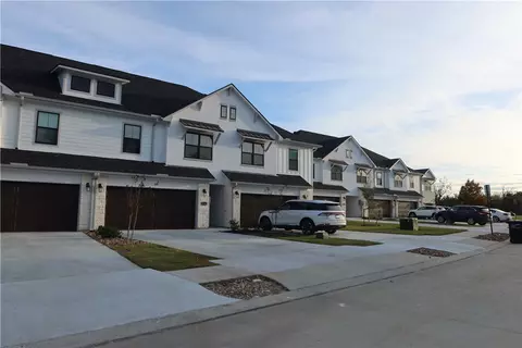 1454 Ailin Dr, College Station, TX 77845