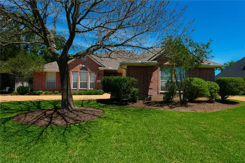 4607 Caddie Ct, College Station, TX 77845