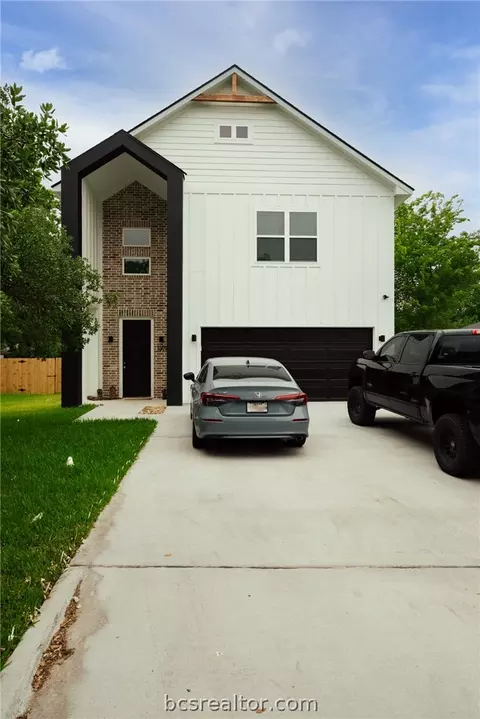 1309 Milner Dr, College Station, TX 77840