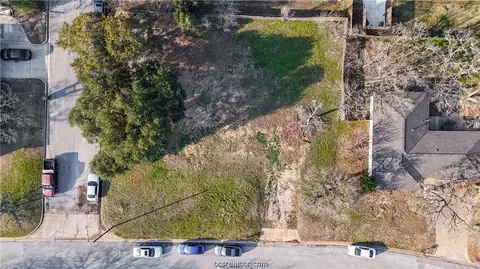508 Clay St, Bryan, TX 77801 photo 2