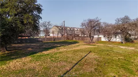 508 Clay St, Bryan, TX 77801 photo 4