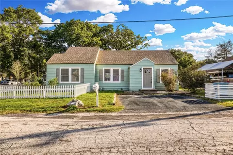 408 N Hunt St, Bellville, TX 77418