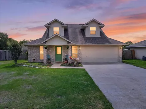 1308 Roanoke Ct, College Station, TX 77845
