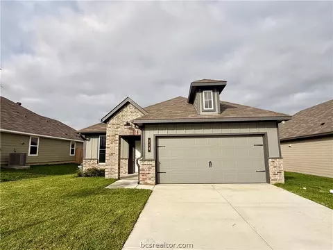 114 Hejl Dr, Caldwell, TX 77836