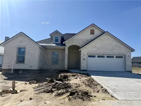 1046 Calaveras, College Station, TX 77845
