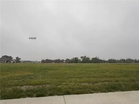 1032 Calaveras, College Station, TX 77845