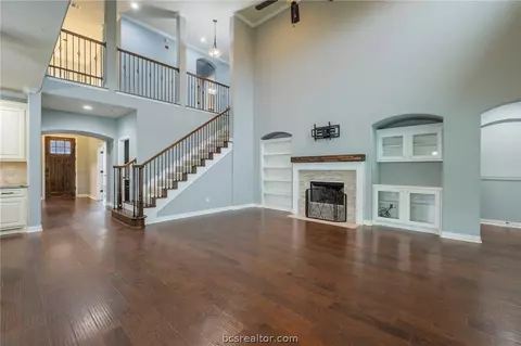 4100 Wallaceshire Ave, College Station, TX 77845