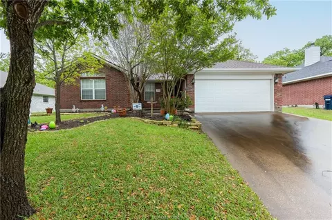 3819 Stony Creek Ln, College Station, TX 77845
