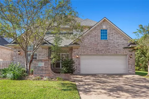 902 Grand Oaks Cir, College Station, TX 77840