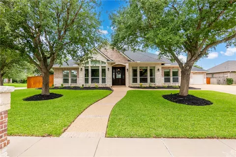 5101 Piping Rock Ct, College Station, TX 77845