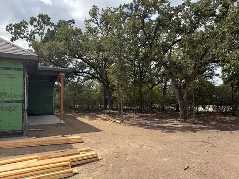 Exterior - 4027 Pacific Crest Way, Bryan, TX 77802 photo 9 of 9