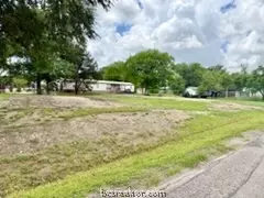 1905 Eisenhower Ave, Bryan, TX 77803 photo 8