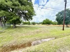 1905 Eisenhower Ave, Bryan, TX 77803 photo 9