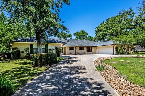 67 Fairway Dr, Normangee, TX 77871