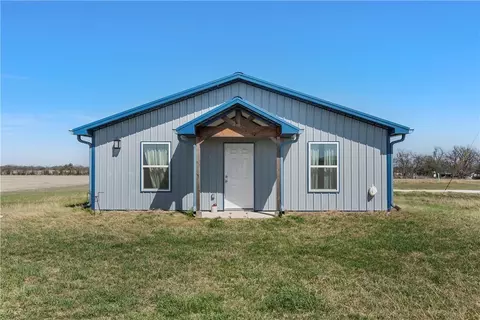 736 County Road 478, Lott, TX 76656