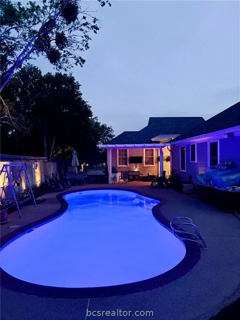 404 Hensel Ave, Bryan, TX 77801 photo 32