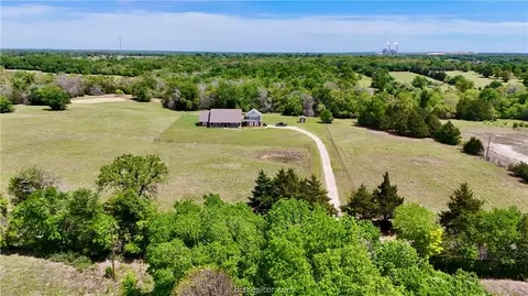 10432 Sammys Rd, Bremond, TX 76629