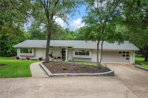 Exterior - 303 Brookside Dr E, Bryan, TX 77801 photo 2 of 11