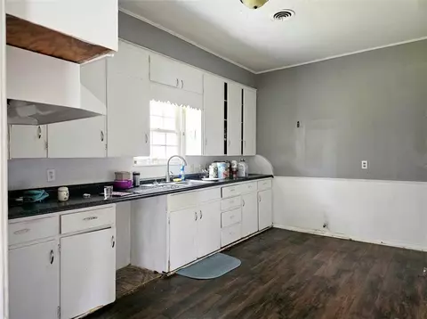 Kitchen - 801 Ash St, Bryan, TX 77803 photo 1 of 3