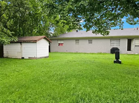 Exterior - 801 Ash St, Bryan, TX 77803 photo 5 of 5