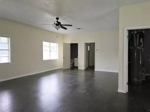 Living - 801 Ash St, Bryan, TX 77803 photo 2 of 2