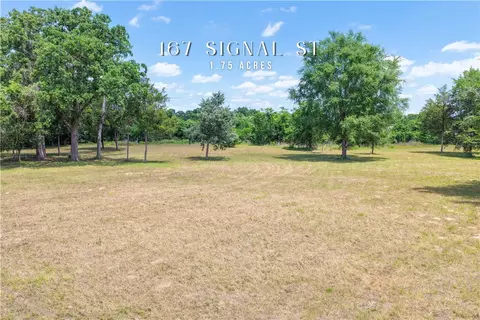 167 Signal St, Somerville, TX 77879