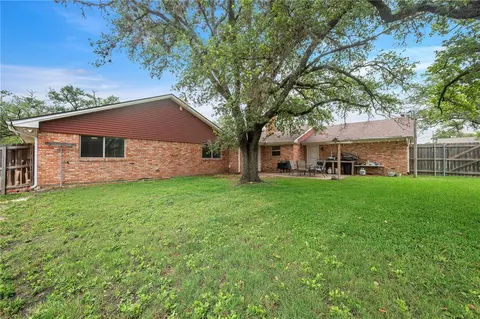 Exterior - 1208 Broadmoor Dr, Bryan, TX 77802 photo 3 of 3