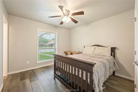 Bedroom - 1208 Broadmoor Dr, Bryan, TX 77802 photo 3 of 3