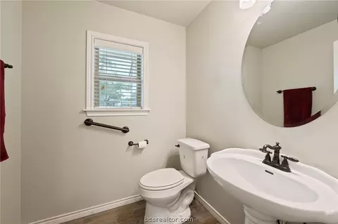 Bath - 1208 Broadmoor Dr, Bryan, TX 77802 photo 3 of 3
