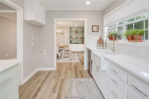 Kitchen - 2402 Morris Ln, Bryan, TX 77802 photo 6 of 6