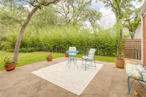 Exterior - 2402 Morris Ln, Bryan, TX 77802 photo 4 of 8