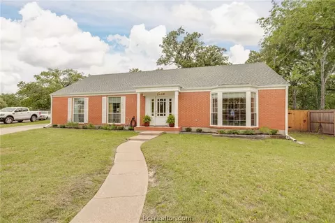 Exterior - 2402 Morris Ln, Bryan, TX 77802 photo 7 of 8
