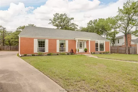 Exterior - 2402 Morris Ln, Bryan, TX 77802 photo 8 of 8