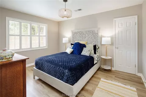 Bedroom - 2402 Morris Ln, Bryan, TX 77802 photo 1 of 3