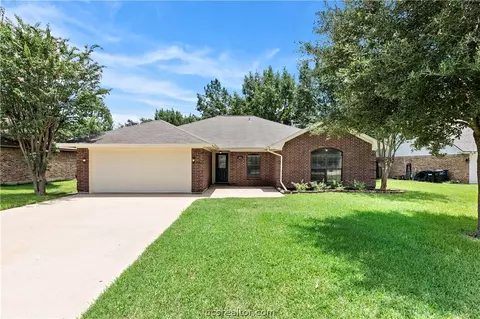 1412 Richland Ct S, College Station, TX 77845