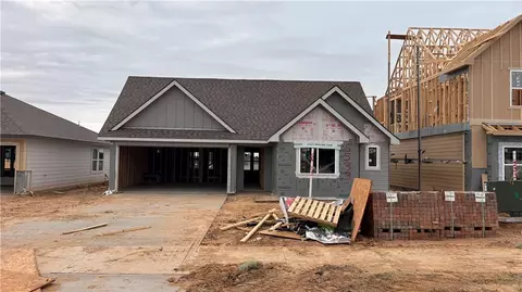 5533 Harriet St, Bryan, TX 77803