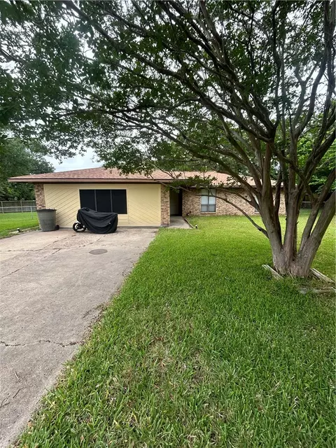 3520 Oakside Dr, Bryan, TX 77802