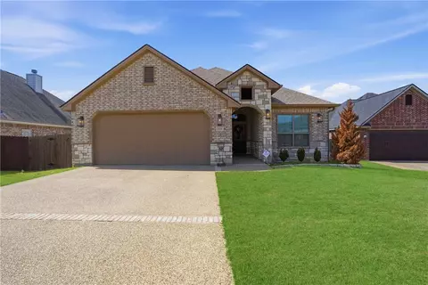 3516 Foxcroft Path, Bryan, TX 77808