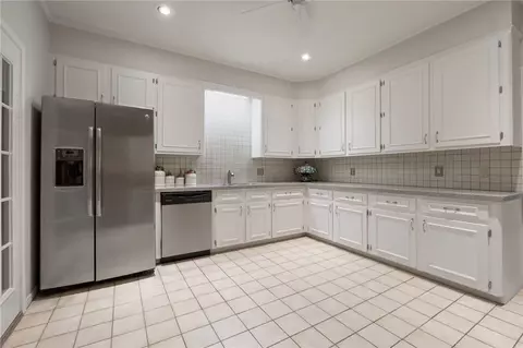 707 Walker St, Bryan, TX 77802 photo 7