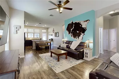 2071 Positano Loop, Bryan, TX 77808 photo 5