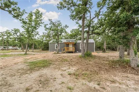 405 Wilderness Rd, Somerville, TX 77879