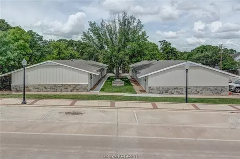 4305-4309 College Main St, Bryan, TX 77801