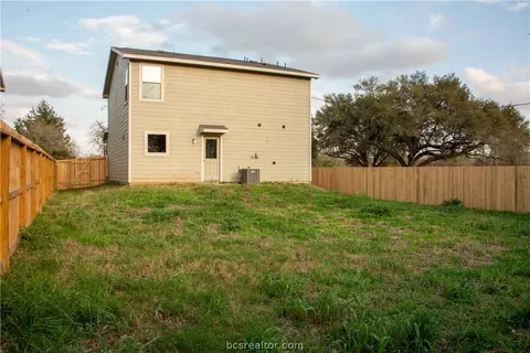 Other - 515 16th St, Hempstead, TX 77445 photo 2 of 8