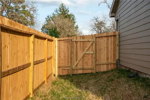 Other - 515 16th St, Hempstead, TX 77445 photo 3 of 8