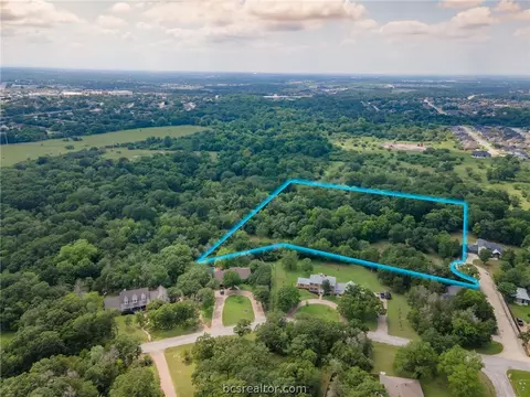 7012 Rose Point Ct, Bryan, TX 77808 photo 3